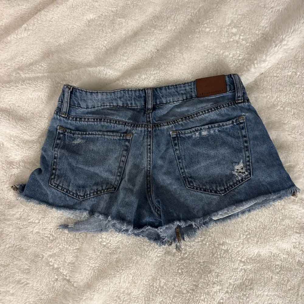 Aeropostale Ripped Blue Jean Shorts - Picture 3 of 6